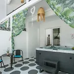 Casa Mikele By Sarikas - Sea Side And -adults Only Faliraki