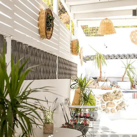 Casa Mikele By Sarikas - Sea Side And -adults Only