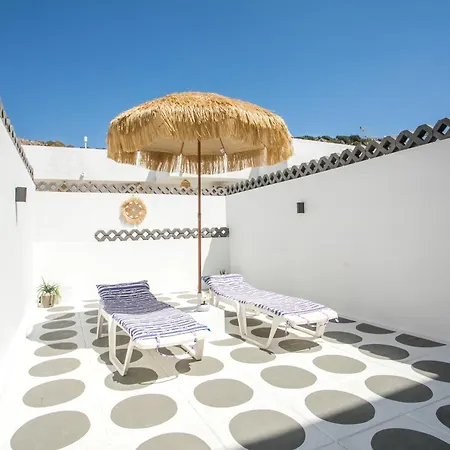 Casa Mikele By Sarikas - Sea Side And -adults Only 2*