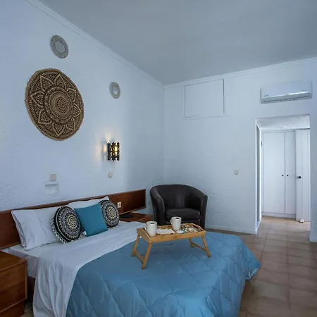 Casa Mikele By Sarikas - Sea Side And -adults Only Szálloda