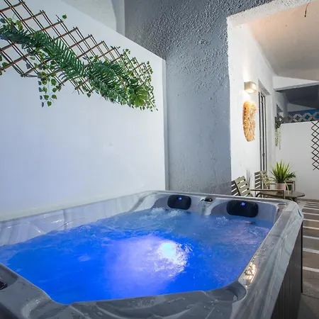 Casa Mikele By Sarikas - Sea Side And -adults Only Szálloda 2*