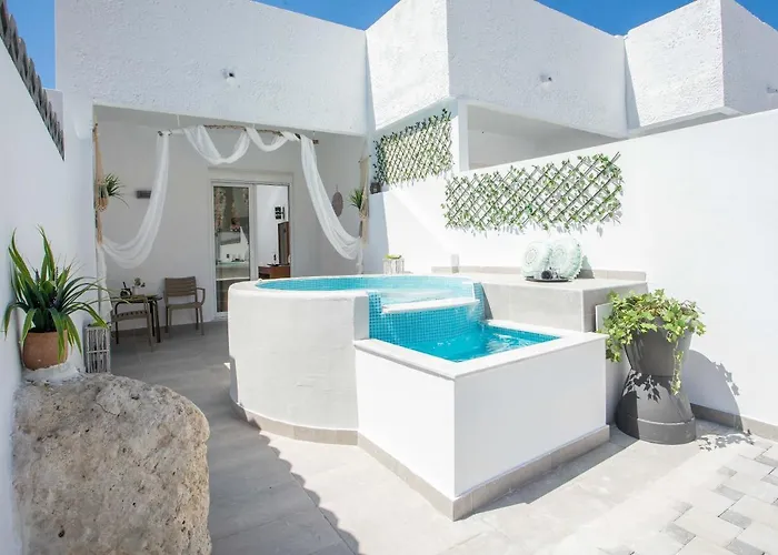 Casa Mikele By Sarikas - Sea Side And -adults Only Hotel 2*