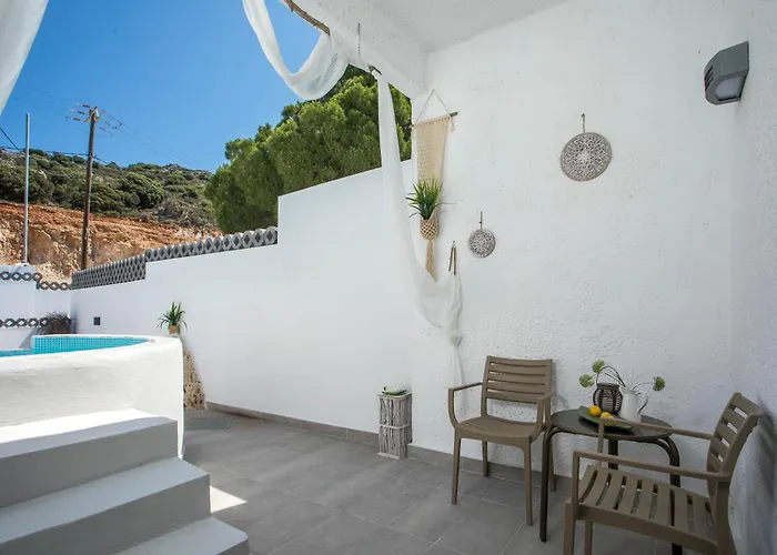 Casa Mikele By Sarikas - Sea Side And -adults Only Hotel 2*