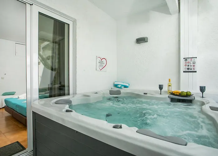 Hotel Casa Mikele By Sarikas - Sea Side And -adults Only 2*